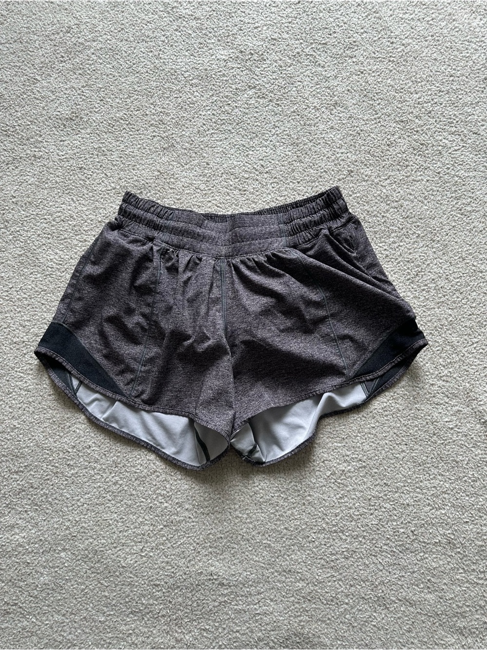 Lululemon Hotty Hot Short 4"